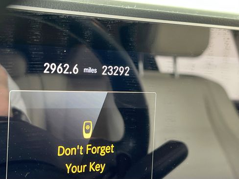 Used 2022 Mercedes-Benz GLS 450 4MATIC image 12