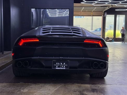 Used 2017 Lamborghini Huracan LP 610-4 AWD/4WD image 5