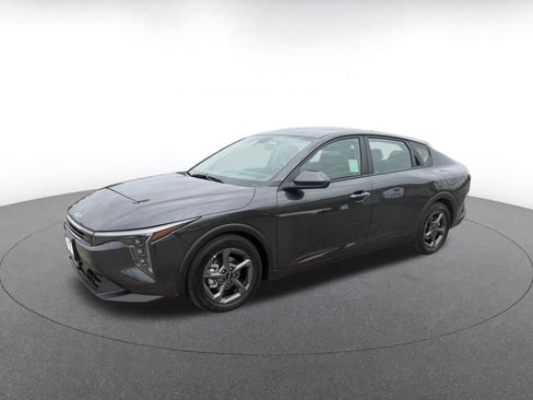 Used 2025 Kia K4 LXS image 8