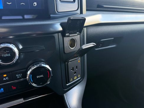 Used 2025 Ford F150 Lariat AWD/4WD image 28