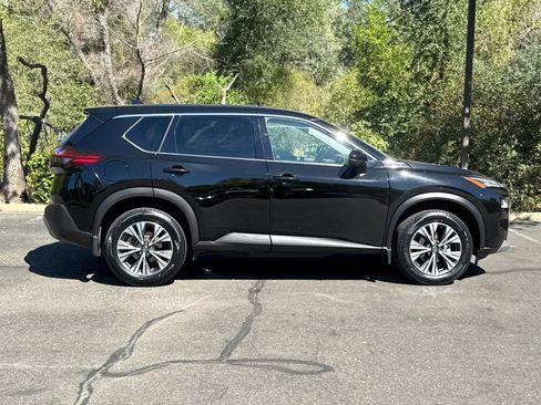 Used 2021 Nissan Rogue SV AWD/4WD image 4