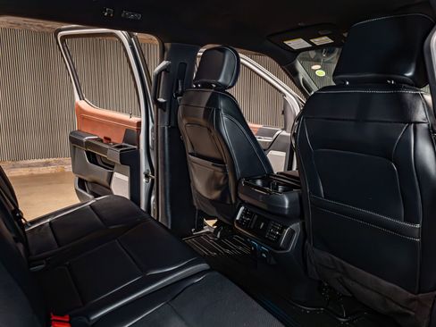 Used 2023 Ford F150 Lariat AWD/4WD image 27