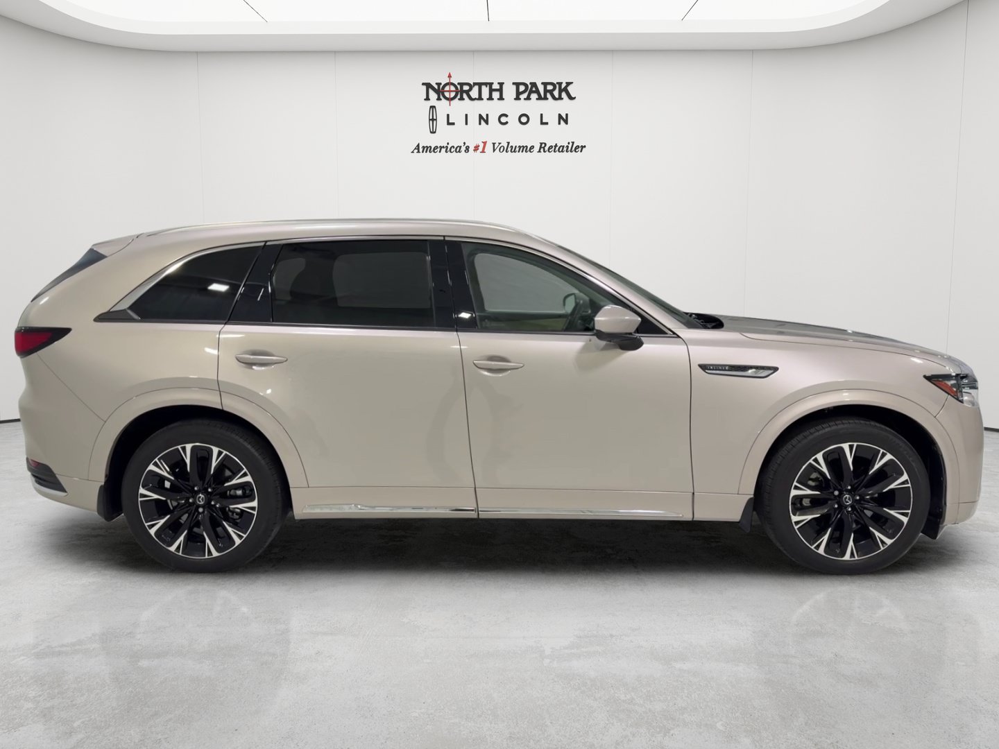 Used 2025 MAZDA CX-90 3.3 Turbo S w/ Premium Plus AWD/4WD image 6
