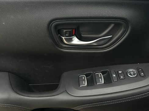 Used 2024 Honda HR-V EX-L image 15