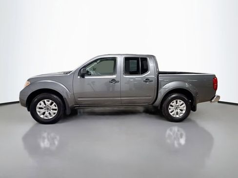 Used 2019 Nissan Frontier SV image 10