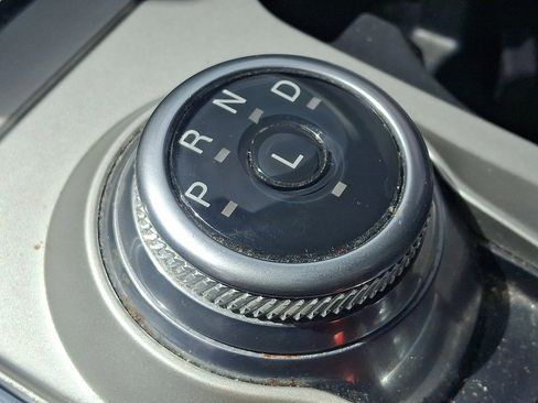 Certified 2022 Ford Explorer XLT w/ Equipment Group 202A AWD/4WD image 15