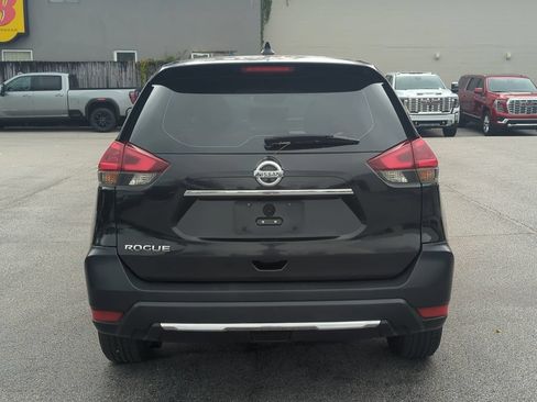 Used 2019 Nissan Rogue S FWD image 5