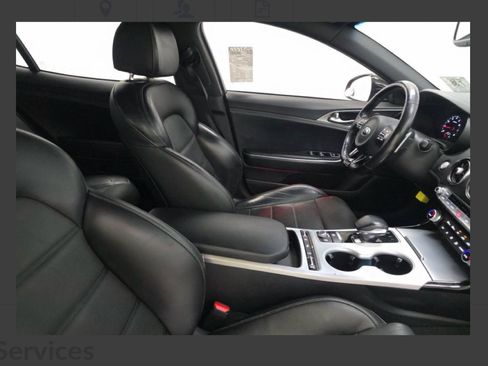 Used 2018 Kia Stinger GT2 AWD/4WD image 12