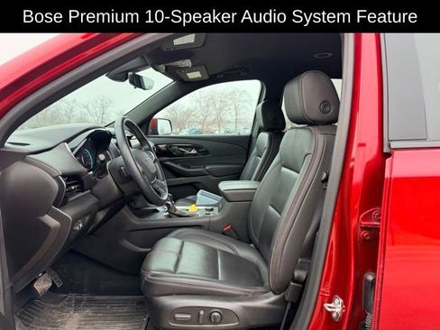 Used 2023 Chevrolet Traverse RS image 8