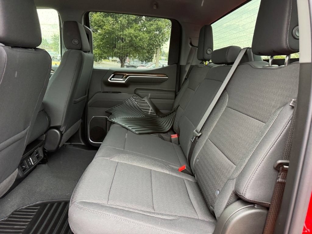 New 2026 Chevrolet Silverado 1500 LT AWD/4WD image 15