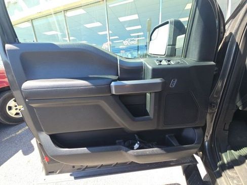 Used 2019 Ford F150 XLT w/ Equipment Group 302A Luxury image 7