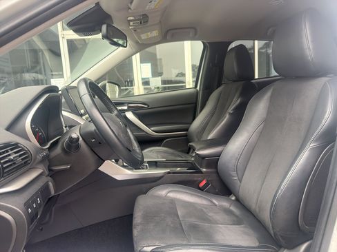 Used 2022 Mitsubishi Eclipse Cross SE AWD/4WD image 6