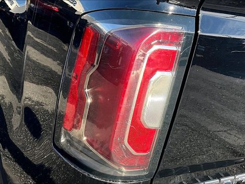 Used 2018 GMC Sierra 1500 SLT image 31