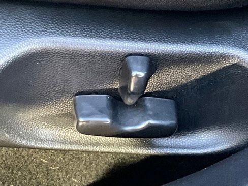 Used 2012 MAZDA CX-7 i Sport w/ Convenience Pkg image 22