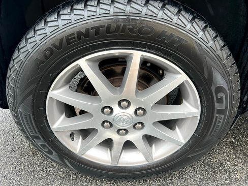 Used 2017 Buick Enclave Leather image 5