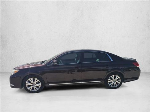 Used 2012 Toyota Avalon image 2