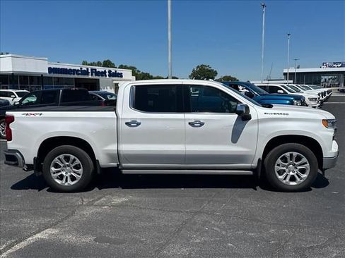 Certified 2024 Chevrolet Silverado 1500 LTZ w/ LTZ Premium Package AWD/4WD image 12