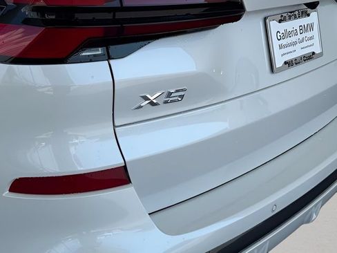 Used 2026 BMW X5 sDrive40i w/ M Sport Package RWD image 11