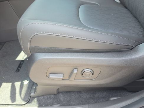 New 2026 Kia Carnival SX FWD image 21