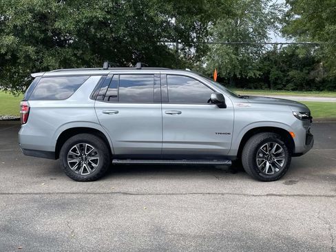 Used 2024 Chevrolet Tahoe Z71 w/ Luxury Package AWD/4WD image 2