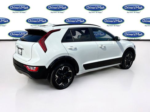 Used 2023 Kia Niro Wind FWD image 7