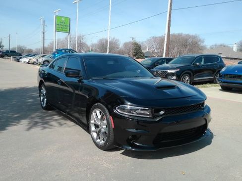 Used 2020 Dodge Charger GT image 4