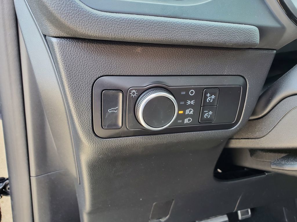 Used 2023 Ford Escape ST-Line w/ Tech Pack #1 AWD/4WD image 18