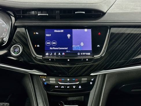 Used 2020 Cadillac XT6 Premium Luxury AWD/4WD image 29