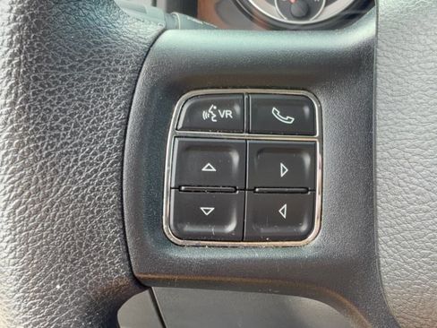 Used 2018 RAM 1500 Express RWD image 18