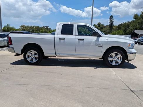 Used 2024 RAM 1500 Classic SLT AWD/4WD image 4