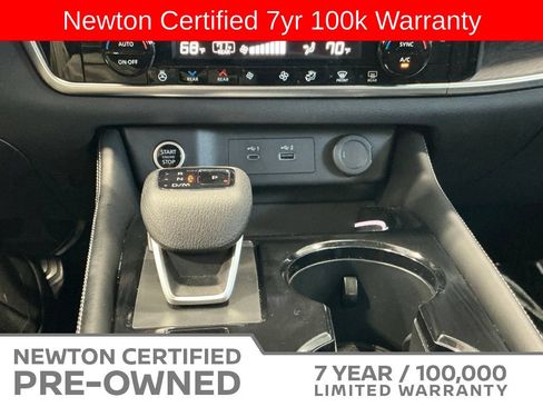 Used 2023 Nissan Rogue Platinum w/ Platinum Premium Package FWD image 14