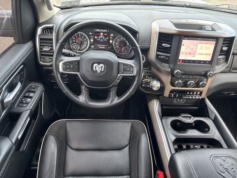Used 2022 RAM 1500 Laramie AWD/4WD image 5