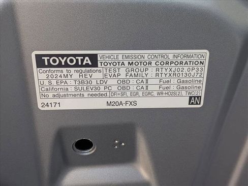 Used 2024 Toyota Prius LE image 23