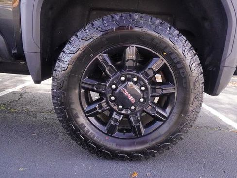 Used 2024 GMC Sierra 2500 AT4 w/ AT4 Premium Plus Package image 41