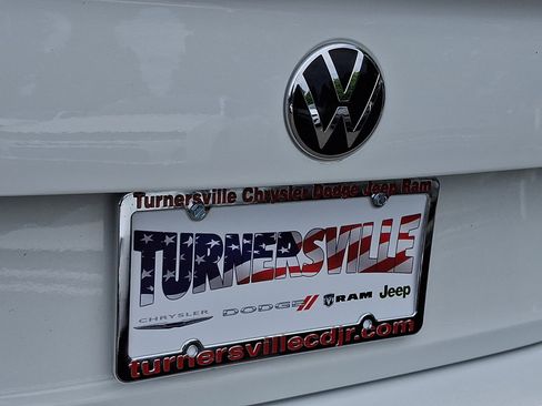 Used 2024 Volkswagen Jetta S FWD image 17
