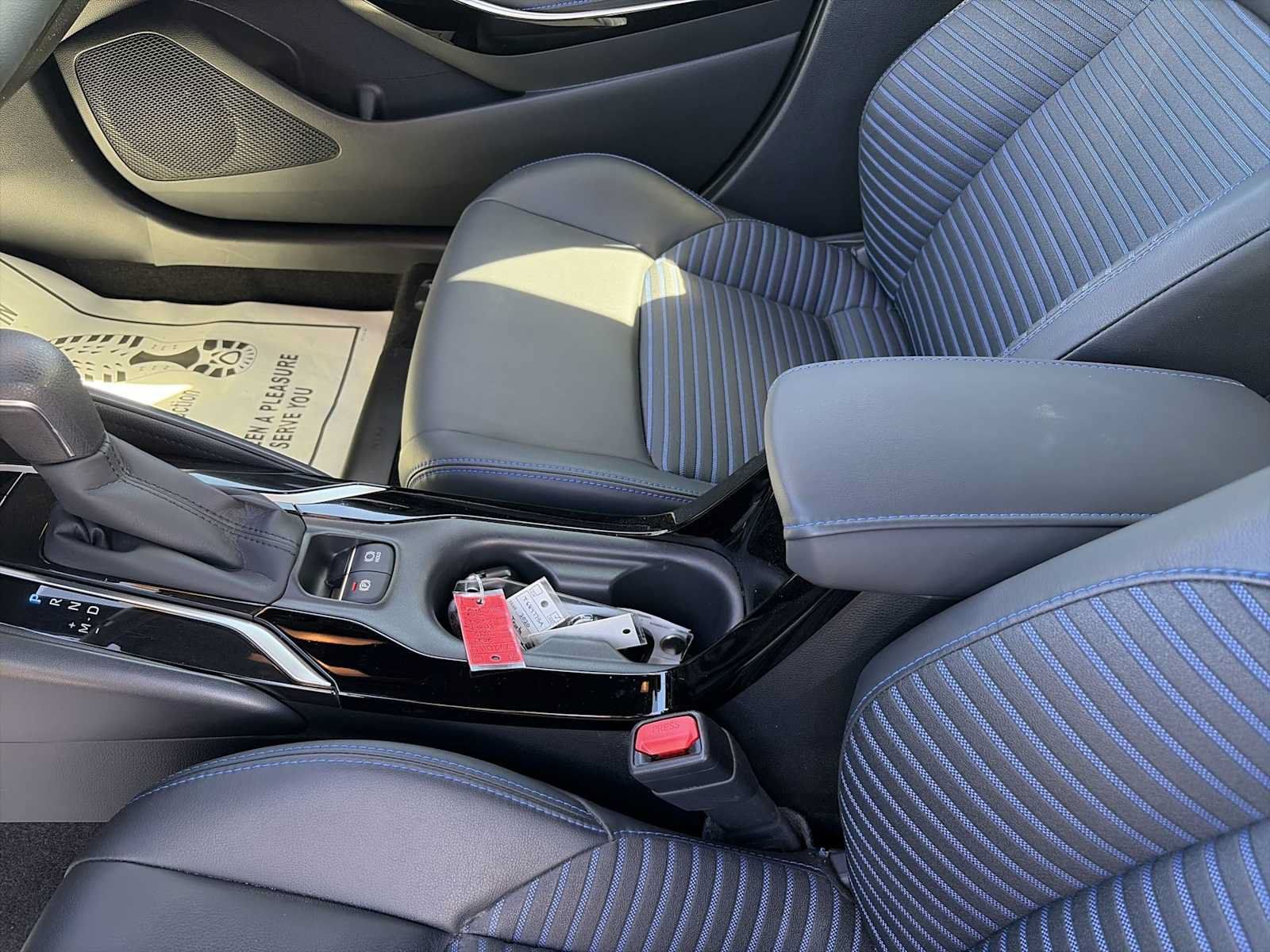 Used 2020 Toyota Corolla XSE FWD image 22