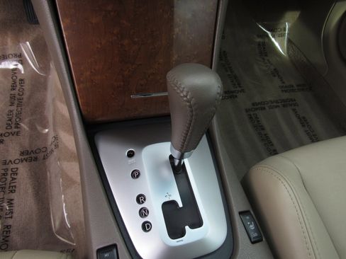 Used 2007 Nissan Altima 3.5 SL w/ Emergency Aid Pkg image 18