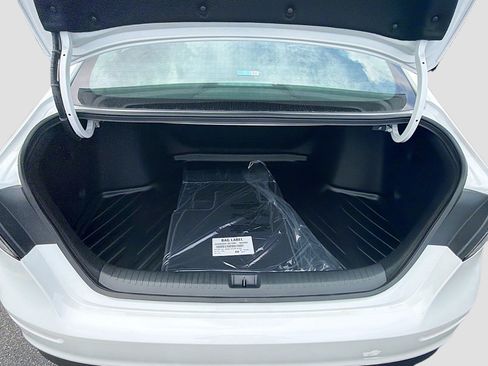 New 2026 Honda Accord LX image 21