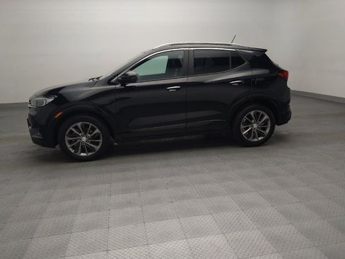 Used 2021 Buick Encore GX Preferred w/ Sport Touring Package FWD image 2