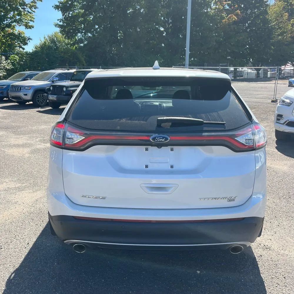 Used 2018 Ford Edge Titanium w/ Equipment Group 301A AWD/4WD image 5