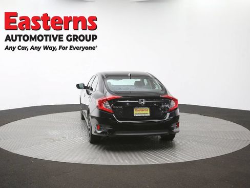 Used 2017 Honda Civic Touring image 61