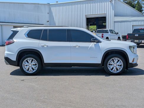 Used 2026 GMC Acadia Elevation w/ Elevation Premium Package FWD image 7