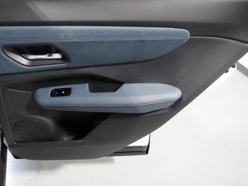 Used 2024 Nissan Ariya Platinum+ image 70