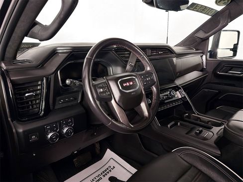 Used 2024 GMC Sierra 2500 AT4X w/ AT4X AEV Edition image 9