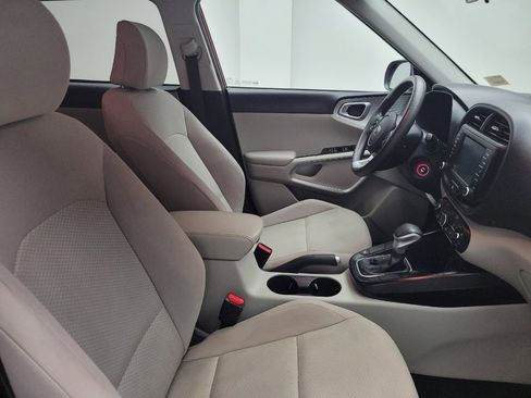Used 2020 Kia Soul LX FWD image 21