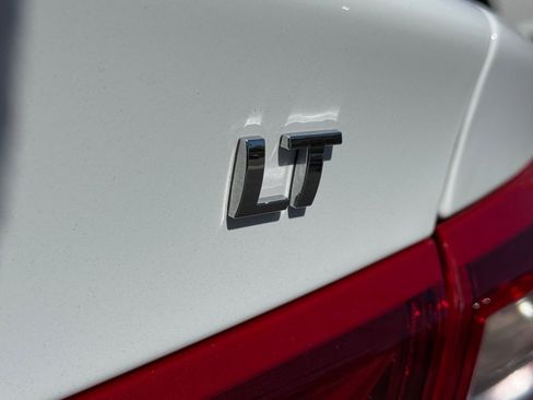 Used 2024 Chevrolet Malibu LT image 15