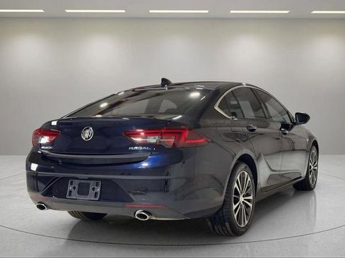 Used 2018 Buick Regal Essence image 14
