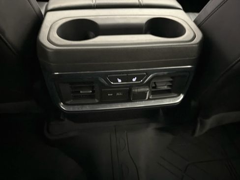 Used 2021 Chevrolet Silverado 1500 High Country AWD/4WD image 21