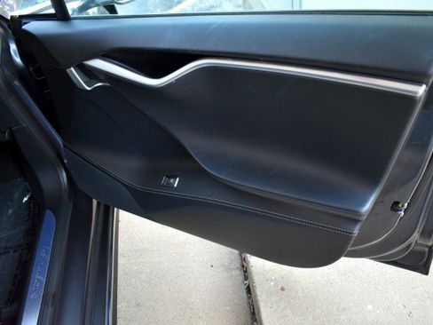 Used 2016 Tesla Model S AWD image 39