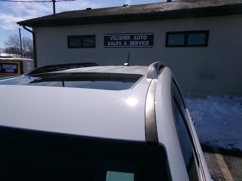 Used 2016 GMC Terrain SLT w/ Open Road Package image 9